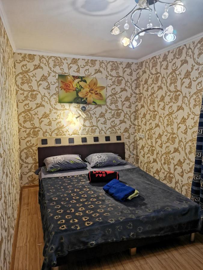 Apartment Studio On Mayakovskogo Avenue Zaporizhia Ngoại thất bức ảnh