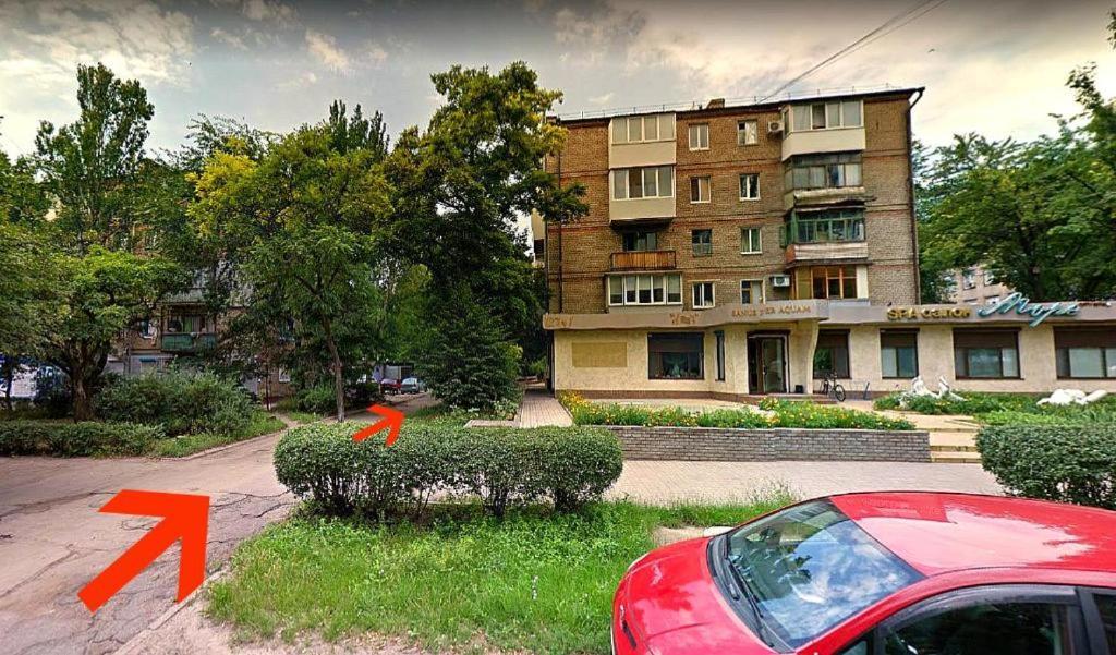 Apartment Studio On Mayakovskogo Avenue Zaporizhia Ngoại thất bức ảnh